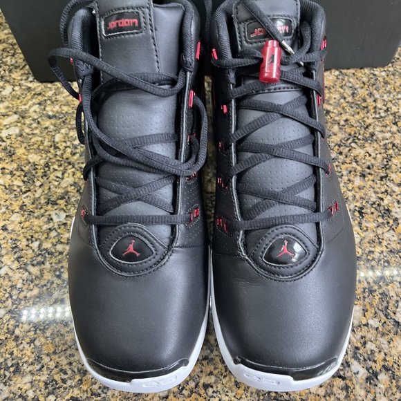 AIR JORDAN 17+ RETRO 'BULLS' | SIZE 10.5 - Picture 3 of 6